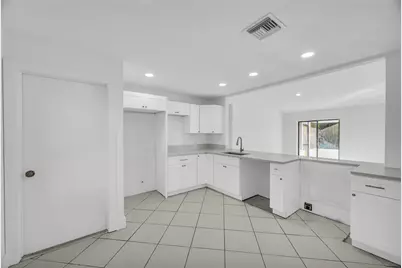 2514 SE Alfonso Avenue, Port Saint Lucie, FL 34952 - Photo 16