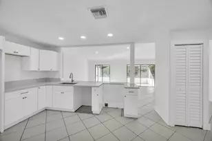 2514 SE Alfonso Ave, Port Saint Lucie, FL 34952 - Photo 14