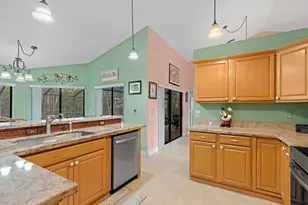 3905 NW 55th Ct, Pompano Beach, FL 33073 - Photo 8