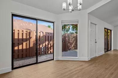 402 Springdale Circle #40-B, Lake Worth, FL 33461 - Photo 6