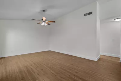 402 Springdale Circle #40-B, Lake Worth, FL 33461 - Photo 10