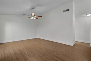 402 Springdale Cir, Lake Worth, FL 33461 - Photo 10