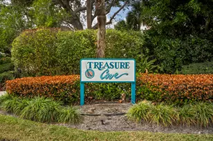 8222 SE Royal St, Hobe Sound, FL 33455 - Photo 4