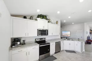 5309 Vespera St, Fort Pierce, FL 34951 - Photo 8