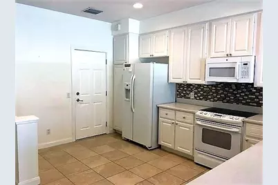 1182 Pinewood Lake Court #1182, Greenacres, FL 33415 - Photo 4