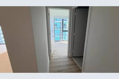 31 SE 6th Street #2708, Miami, FL 33131 - Photo 8