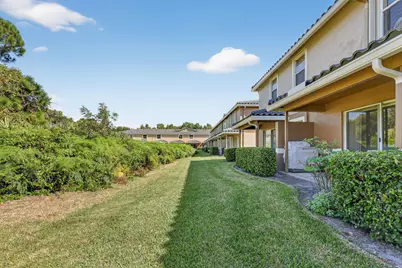 2990 SE Lexington Lakes Drive, Stuart, FL 34994 - Photo 34