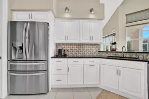 142 Corinthian Cir, Jupiter, FL 33458 - Photo 14