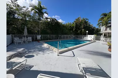 2122 NE 44th Street, Pompano Beach, FL 33064 - Photo 1