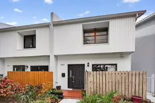 2122 NE 44th St, Lighthouse Point, FL 33064 - Photo 1