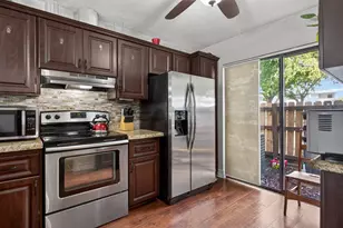 2122 NE 44th St, Lighthouse Point, FL 33064 - Photo 10