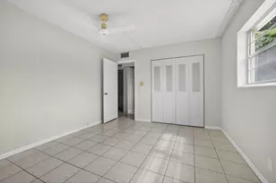 93 Dorchester E, West Palm Beach, FL 33417 - Photo 14