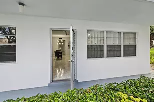 259 Windsor L, West Palm Beach, FL 33417 - Photo 6