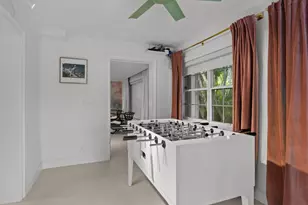 247 SE 3rd Ave, Delray Beach, FL 33483 - Photo 16