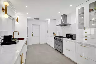 247 SE 3rd Ave, Delray Beach, FL 33483 - Photo 14