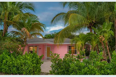 247 SE 3rd Avenue, Delray Beach, FL 33483 - Photo 2