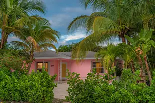 247 SE 3rd Ave, Delray Beach, FL 33483 - Photo 2