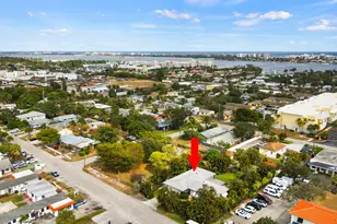 426 N 5th St, Lantana, FL 33462 - Photo 1