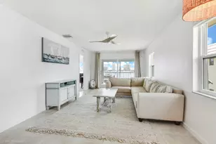 370 Wilma Cir, Riviera Beach, FL 33404 - Photo 4