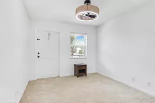 370 Wilma Cir, Riviera Beach, FL 33404 - Photo 6