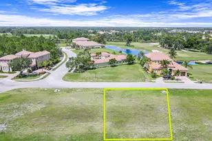 120 SE Via Verona, Port Saint Lucie, FL 34984 - Photo 1