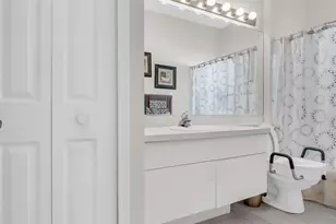 533 NW Portofino Ln, Port Saint Lucie, FL 34986 - Photo 24