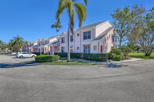 402 Muirfield Ct, Jupiter, FL 33458 - Photo 2