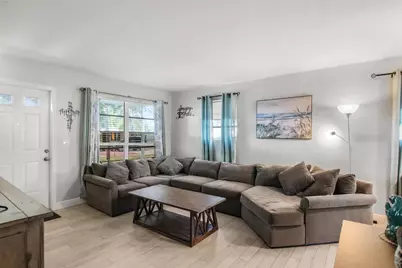 5606 Hobart Avenue, West Palm Beach, FL 33405 - Photo 10