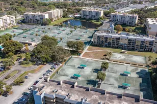 2786 Tennis Club Dr, West Palm Beach, FL 33417 - Photo 38