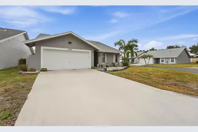 3957 Dafilee Circle, West Palm Beach, FL 33417 - Photo 2