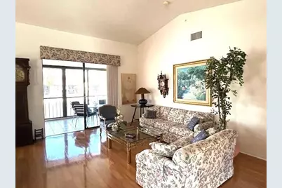 10415 S Circle Lake Drive #201, Boynton Beach, FL 33437 - Photo 8