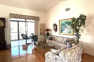 10415 S Circle Lake Dr, Boynton Beach, FL 33437 - Photo 8