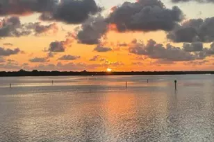 52 Yacht Club Dr, North Palm Beach, FL 33408 - Photo 2