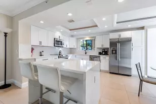 15351 Strathearn Dr, Delray Beach, FL 33446 - Photo 2