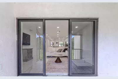 8545 Casa Del Lago #F, Boca Raton, FL 33433 - Photo 12