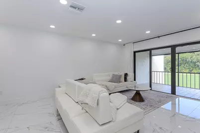 8545 Casa Del Lago #F, Boca Raton, FL 33433 - Photo 10