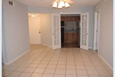1507 SE Royal Green Circle #T-104, Port Saint Lucie, FL 34952 - Photo 6