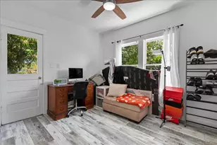 815 Omar Rd, West Palm Beach, FL 33405 - Photo 18