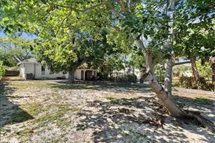 815 Omar Rd, West Palm Beach, FL 33405 - Photo 24