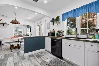 815 Omar Road, West Palm Beach, FL 33405 - Photo 10