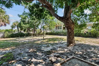 815 Omar Road, West Palm Beach, FL 33405 - Photo 24