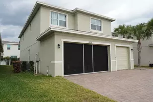 1271 NW Leonardo Cir, Port Saint Lucie, FL 34986 - Photo 2