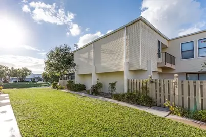 1608 Shaker Circle Circle, Wellington, FL 33414 - Photo 4