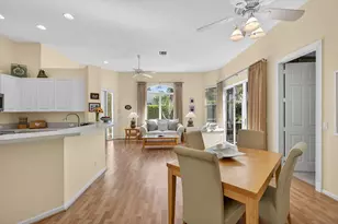 7671 Dahlia Ct, West Palm Beach, FL 33412 - Photo 14