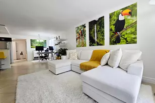 3212 NE 12th St, Pompano Beach, FL 33062 - Photo 10