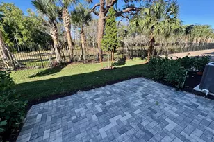 4315 Efendi Dr, Lantana, FL 33462 - Photo 6