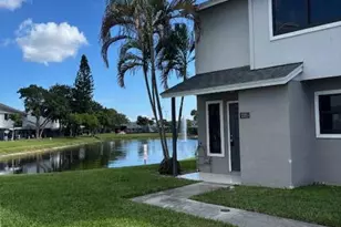 5305 Bayside Dr, Greenacres, FL 33463 - Photo 18