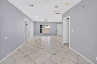 111 SE 7th Avenue #A, B, C & D., Delray Beach, FL 33483 - Photo 4