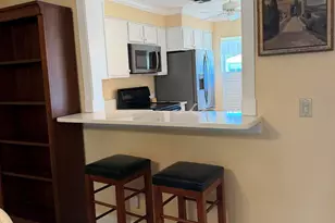 1234 S Lakes End Dr, Fort Pierce, FL 34982 - Photo 10