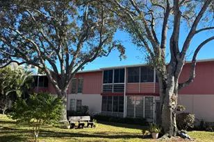 24 Golfs Edge D, West Palm Beach, FL 33417 - Photo 1